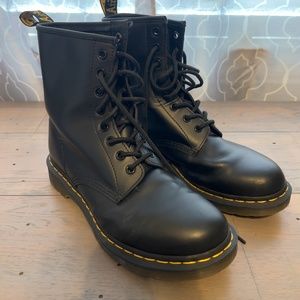 Dr. Martens 1460 Smooth Boot